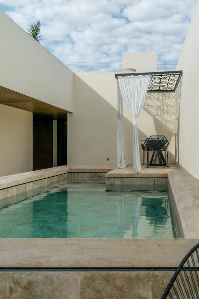Agua De Cienega Hotel Hunucma Exterior photo
